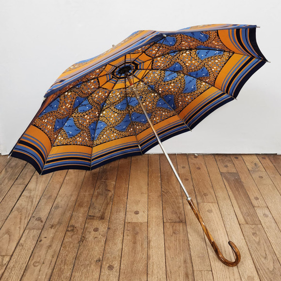 Vintage 60s Wooden Handle Umbrella - Picture 1 of 13